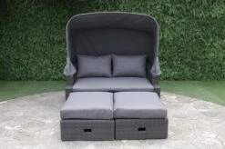 OUTFLEXX Fontana Loungebett, Grau, Polyrattan, Doppel-halbrund, Mit Unterschiebbaren Hockern, Dach Klappbar 24 OUTFLEXX Fontana Loungebett, Grau, Polyrattan, Doppel-halbrund, Mit Unterschiebbaren Hockern, Dach Klappbar -Dopple Geschaft 10 18545.jpg