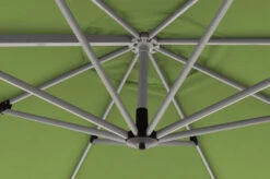 DOPPLER Active Pendelschirm, Fresh Green, Alu/Polyester, 370cmx210 Cm, Mit Kurbel, 360°-drehbar -Dopple Geschaft 12 22346.jpg