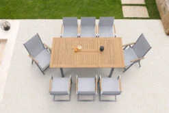 OUTFLEXX Set, Silber, 180/240 X 100 Cm, Edelstahl/Teak, Ausziehtisch, 4 Stühle Padded, 2 Multipositionssessel 20 OUTFLEXX Set, Silber, 180/240 X 100 Cm, Edelstahl/Teak, Ausziehtisch, 4 Stühle Padded, 2 Multipositionssessel -Dopple Geschaft 14142 3 CGI.jpg