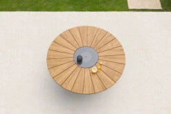 OUTFLEXX Esstisch, Edelstahl/FSC-Teakholz, Ø 170cm, Inkl. Drehbarer Granitplatte Und Eiskühler -Dopple Geschaft 16027 3 CGI.jpg