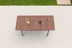 VILLANA Ausziehtisch, FSC-Akazienholz / Aluminium, Silber,150/200 X 90 X 74 Cm -Dopple Geschaft 16456 3 CGI.jpg