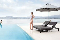 OUTFLEXX Twin Doppelliege, Sooty/marble, Alu/Sunbrella, 196 X 161 X 34 Cm, Rückenlehne Verstellbar, Inkl. Beistelltisch Und 1x Rückenkissen -Dopple Geschaft 23469 02.jpg