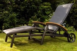HARTMAN Da Vinci Gartenliege, Xerix/anthrazit, Alu/Textilene, 170 X 82 X 30 Cm, Mit FSC-Teak-Armlehnen 8 HARTMAN Da Vinci Gartenliege, Xerix/anthrazit, Alu/Textilene, 170 X 82 X 30 Cm, Mit FSC-Teak-Armlehnen -Dopple Geschaft 3 11664 1.jpg