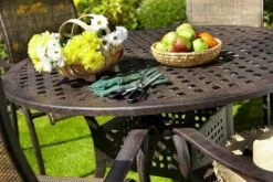 HARTMAN Palermo Esstisch, Bronze, Alu-Guss, Ø120cm -Dopple Geschaft 3 16434.jpg