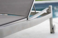 STERN Allround Rollenliege, Silber/taupe, Edelstahl/Textil, 200x71x38 Cm, Verstellbare Rückenlehne 15 STERN Allround Rollenliege, Silber/taupe, Edelstahl/Textil, 200x71x38 Cm, Verstellbare Rückenlehne -Dopple Geschaft 4 15897 1.jpg