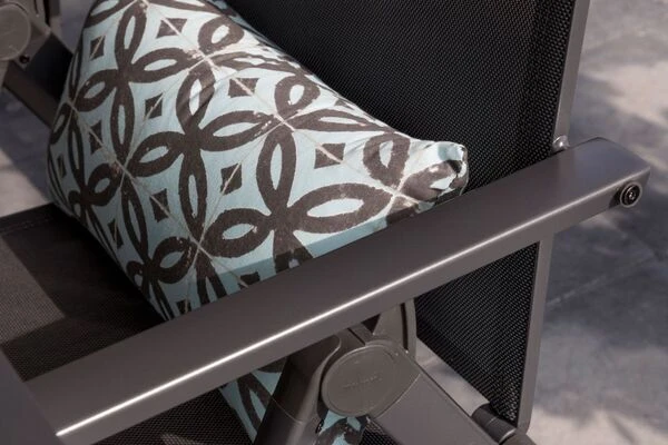 HARTMAN Tanger/Aruba Esstischgruppe, Xerix, Alu/Keramik, 168x105cm, 4 Multipositionssessel 6 HARTMAN Tanger/Aruba Esstischgruppe, Xerix, Alu/Keramik, 168x105cm, 4 Multipositionssessel – Bild 4