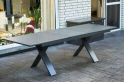 HARTMAN Sondermodell Xanadu / Aruba Sitzgruppe, Xerix/anthrazit, Alu/Glaskeramik, 8 Stapelsessel, 220/280x100cm -Dopple Geschaft 5 21137.jpg