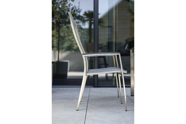 STERN Cardiff Esstischgarnitur, Silber/silbergrau, Edelstahl/Textilen/FSC-Teakholz/Alu, 162/220 X 90 Cm, 6 Stapelsessel, Butterfly-Auszug 9 STERN Cardiff Esstischgarnitur, Silber/silbergrau, Edelstahl/Textilen/FSC-Teakholz/Alu, 162/220 X 90 Cm, 6 Stapelsessel, Butterfly-Auszug – Bild 7