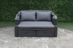 OUTFLEXX Fontana Loungebett, Grau, Polyrattan, Doppel-halbrund, Mit Unterschiebbaren Hockern, Dach Klappbar 23 OUTFLEXX Fontana Loungebett, Grau, Polyrattan, Doppel-halbrund, Mit Unterschiebbaren Hockern, Dach Klappbar -Dopple Geschaft 9 18545.jpg
